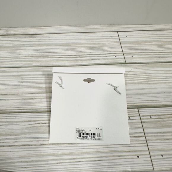 ANNE KLEIN ROSE GOLD TONE CHARM BRACELET NWT - Picture 3 of 3